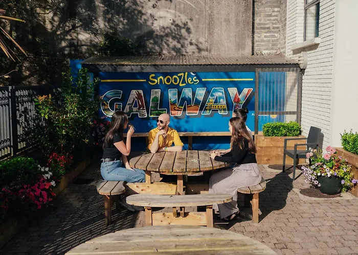 Snoozles Galway City CentreHostel